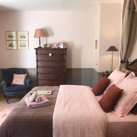 그리모 Les Aurochs B&B 외부 사진