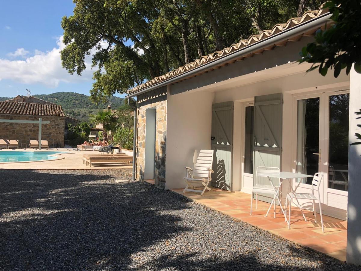 그리모 Les Aurochs B&B 외부 사진