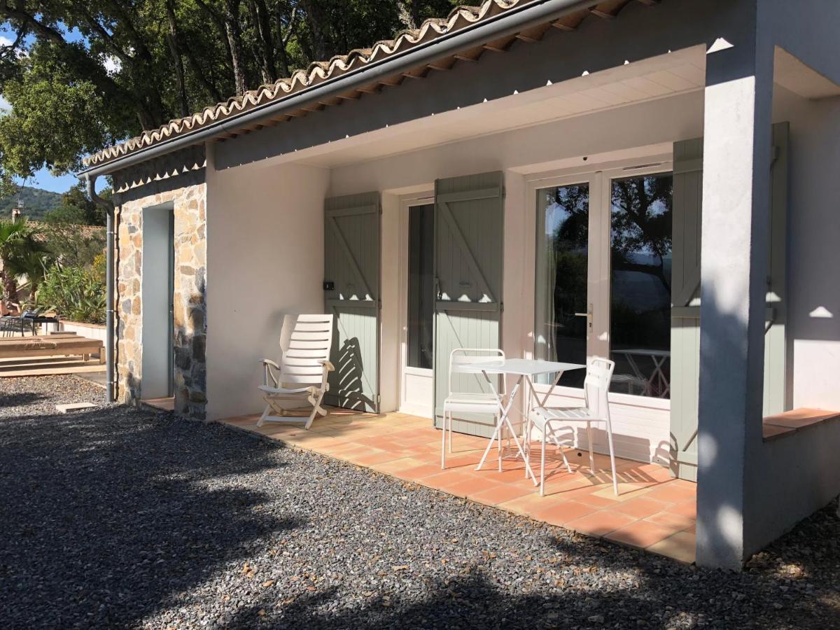 그리모 Les Aurochs B&B 외부 사진