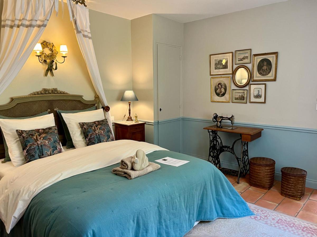 그리모 Les Aurochs B&B 외부 사진
