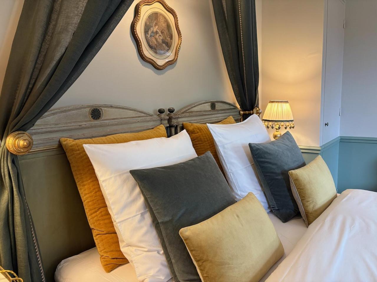 그리모 Les Aurochs B&B 외부 사진